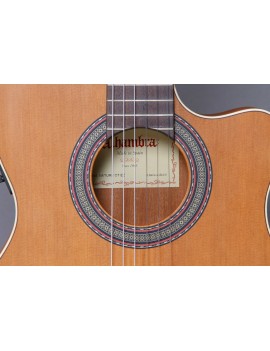 Guitare classique pan coupé électro Alhambra Z Nature CT EZ chez Guitar Maniac magasin de musique